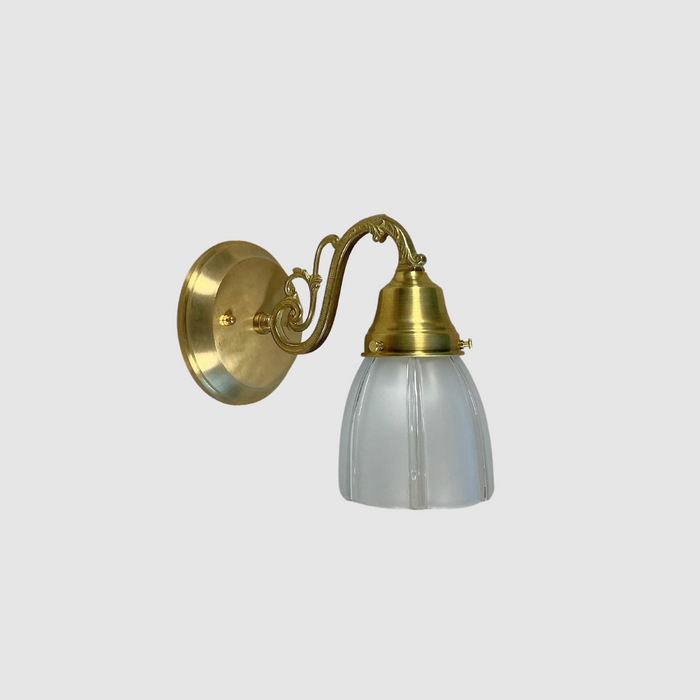 Ornate Fluted Dome Pin Up Sconce