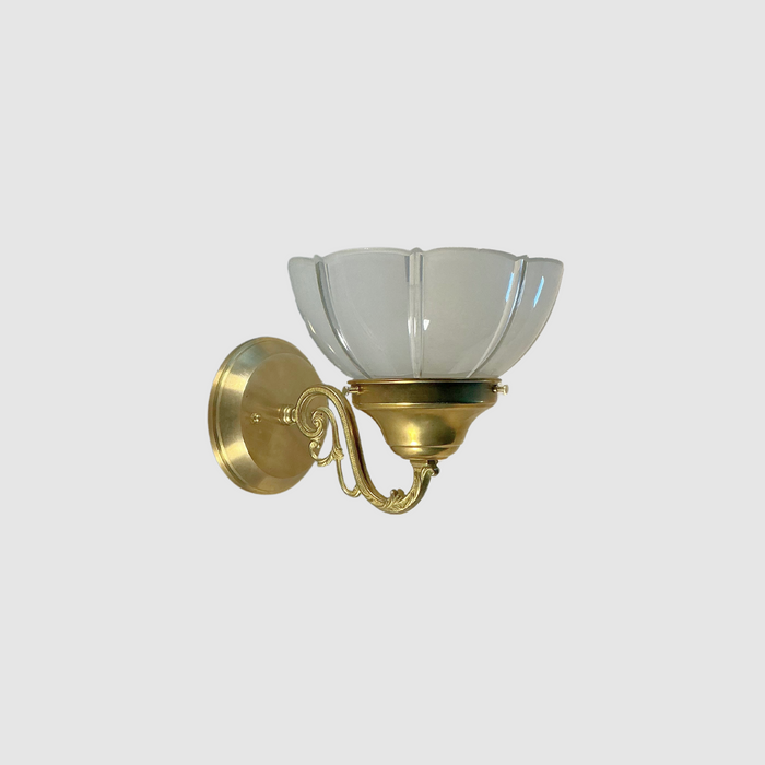 Ornate Fluted Dome Pin Up Sconce