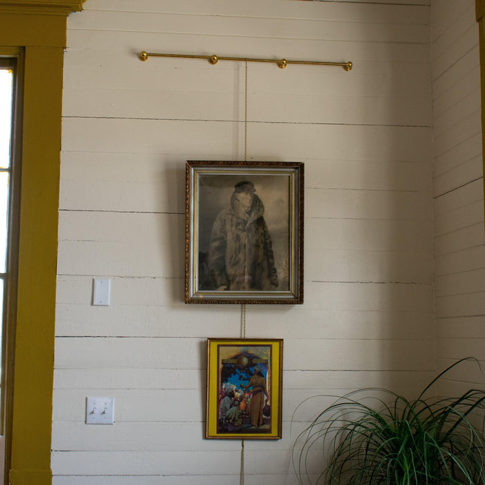 Wall Mounted Brass Picture Rail - Pepe & Carols